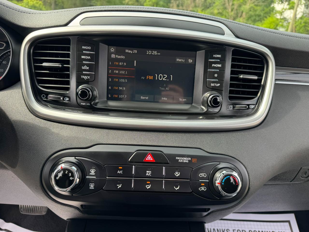 Used 2019 Kia Sorento FWD image 11