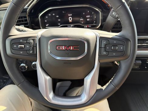 Certified 2025 GMC Sierra 1500 Elevation AWD/4WD image 18