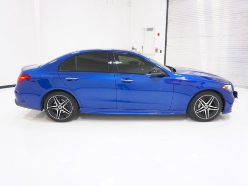 Used 2023 Mercedes-Benz C 300 Sedan image 4