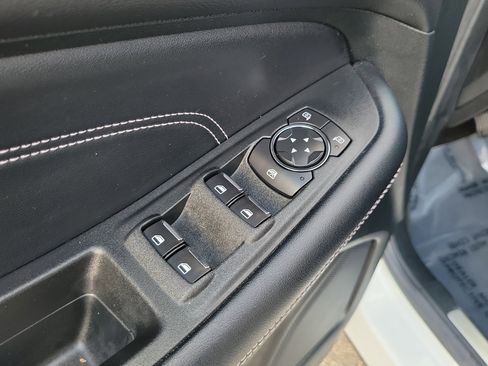 Used 2022 Ford Edge Titanium image 20