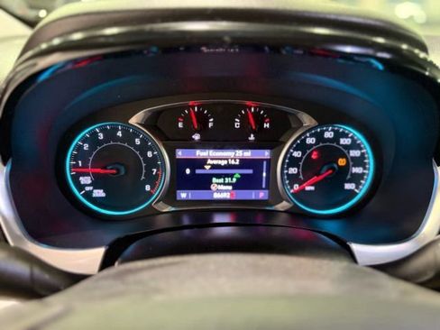 Used 2021 Chevrolet Traverse LT w/ LT Premium Package image 67