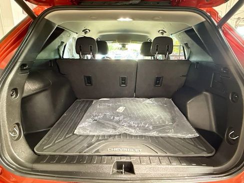 Used 2020 Chevrolet Equinox LT FWD image 25