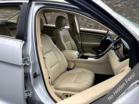 Used 2018 Ford Taurus Limited FWD image 7
