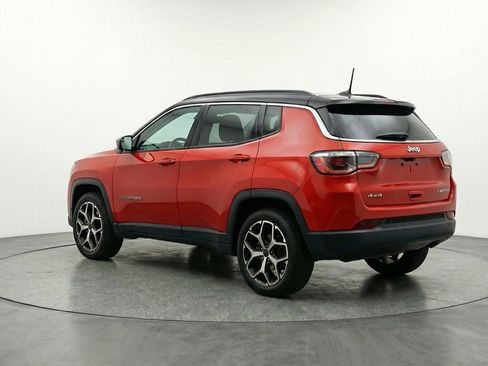 Used 2025 Jeep Compass Limited AWD/4WD image 6