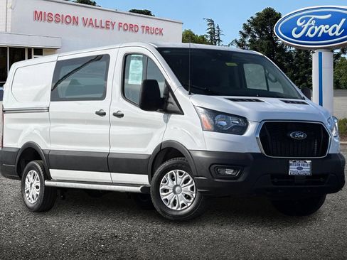 Used 2025 Ford Transit 250 Low Roof w/ Exterior Upgrade Package RWD image 2