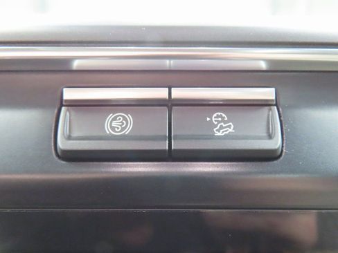 Used 2025 Ford F450 Platinum w/ Platinum Plus Package image 68