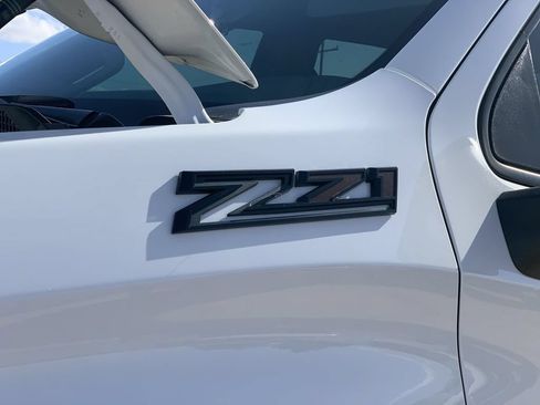 New 2026 Chevrolet Silverado 1500 LT Trail Boss w/ Dark Appearance Package AWD/4WD image 30