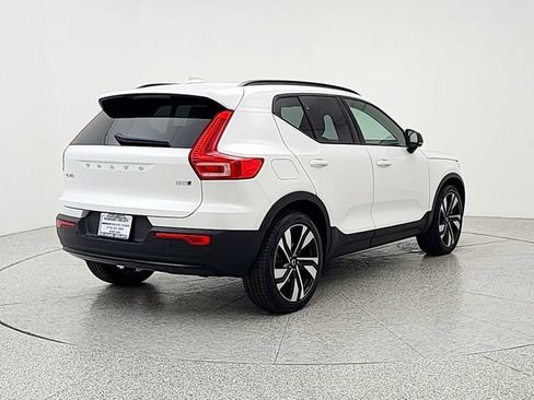 Used 2023 Volvo XC40 B5 Ultimate w/ Climate Package AWD/4WD image 5