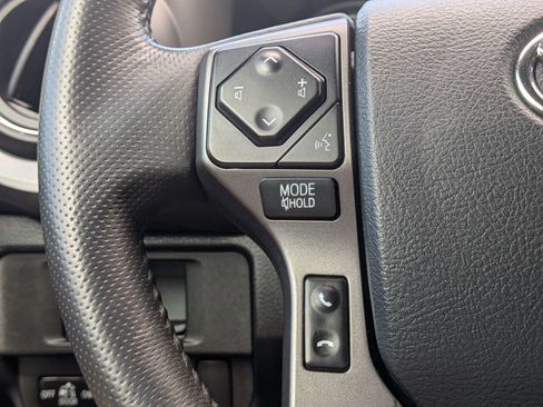 Used 2019 Toyota Tacoma TRD Off-Road AWD/4WD image 26
