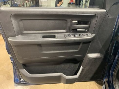 Used 2024 RAM 2500 Tradesman w/ Chrome Appearance Group AWD/4WD image 23