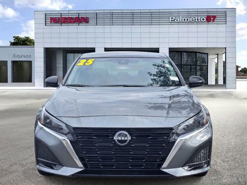 Certified 2025 Nissan Altima 2.5 S image 2