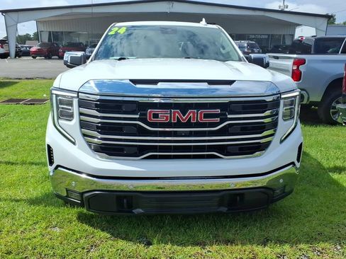 Used 2024 GMC Sierra 1500 SLT w/ SLT Premium Plus Package AWD/4WD image 2