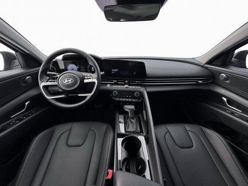 New 2026 Hyundai Elantra Limited image 13