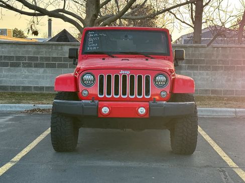 Used 2016 Jeep Wrangler Sahara w/ Connectivity Group image 5