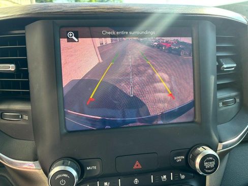 Used 2019 RAM 1500 Laramie AWD/4WD image 24