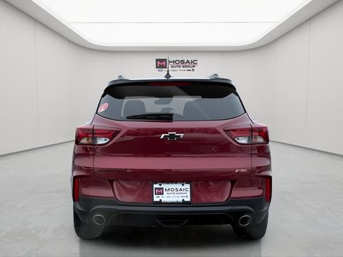 Used 2023 Chevrolet TrailBlazer RS w/ Sun and Liftgate Package image 6