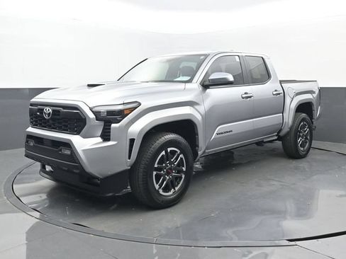 Used 2025 Toyota Tacoma TRD Sport RWD image 23