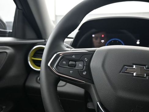 New 2026 Chevrolet Trax LT image 14