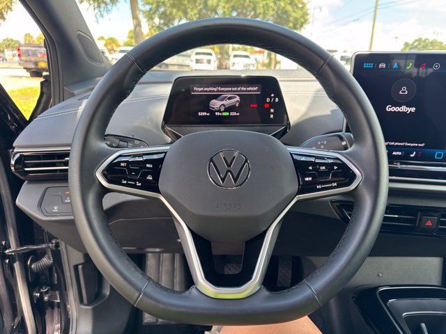 Used 2025 Volkswagen ID.4 Pro RWD image 29