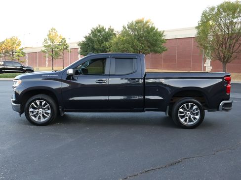 Used 2024 Chevrolet Silverado 1500 LT RWD image 29