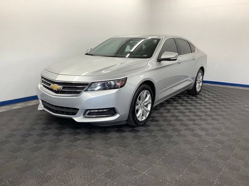 Used 2019 Chevrolet Impala LT FWD image 1