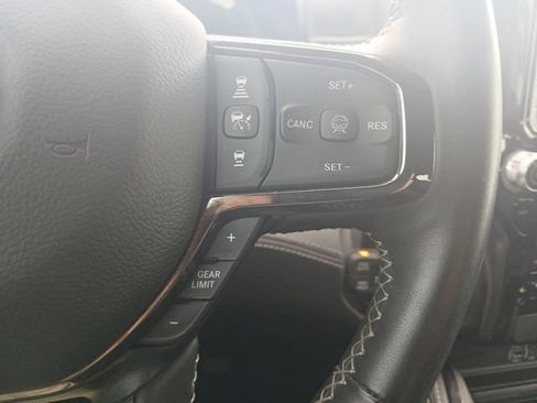 Used 2025 RAM 1500 Limited AWD/4WD image 25