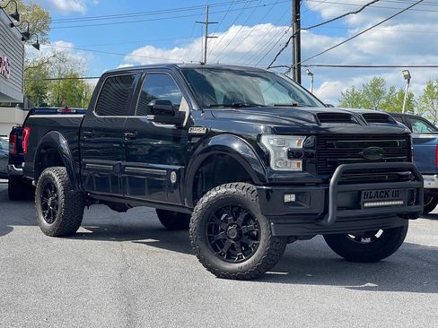 Used 2016 Ford F150 Lariat w/ Equipment Group 502A Luxury AWD/4WD image 1