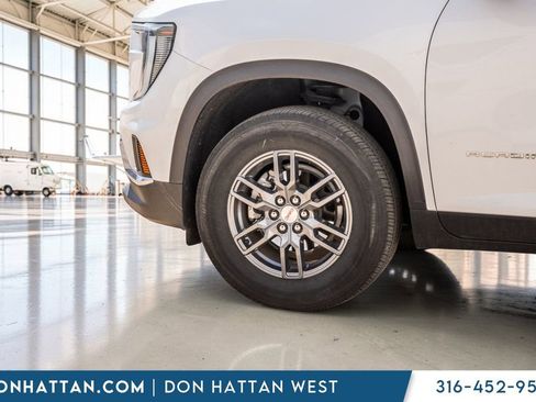 Used 2025 GMC Acadia Elevation FWD image 35