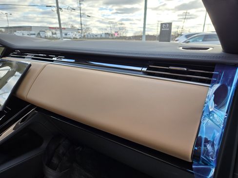 New 2026 Land Rover Range Rover Sport Dynamic SE image 13