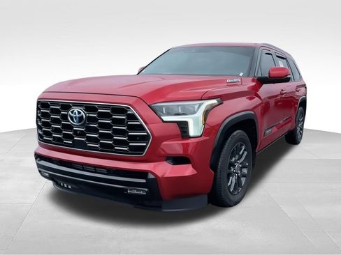 Used 2023 Toyota Sequoia Platinum AWD/4WD image 3