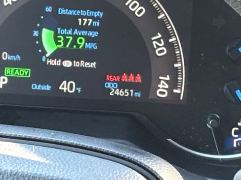 Used 2025 Toyota RAV4 LE image 39