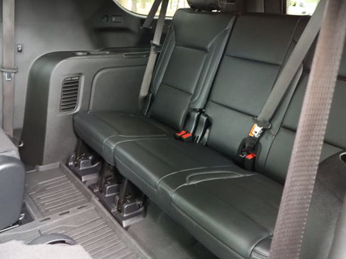 Used 2025 GMC Yukon XL Denali w/ Denali Reserve Package AWD/4WD image 48