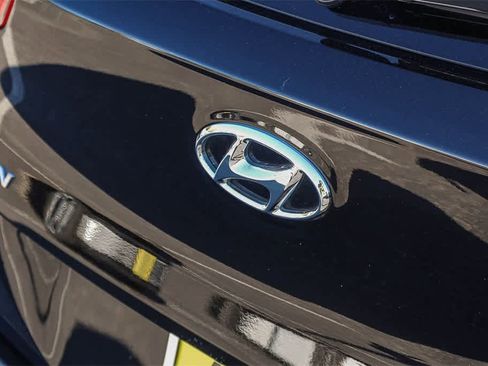 Used 2019 Hyundai Tucson SE image 9