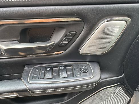 Certified 2019 RAM 1500 Limited RWD image 7