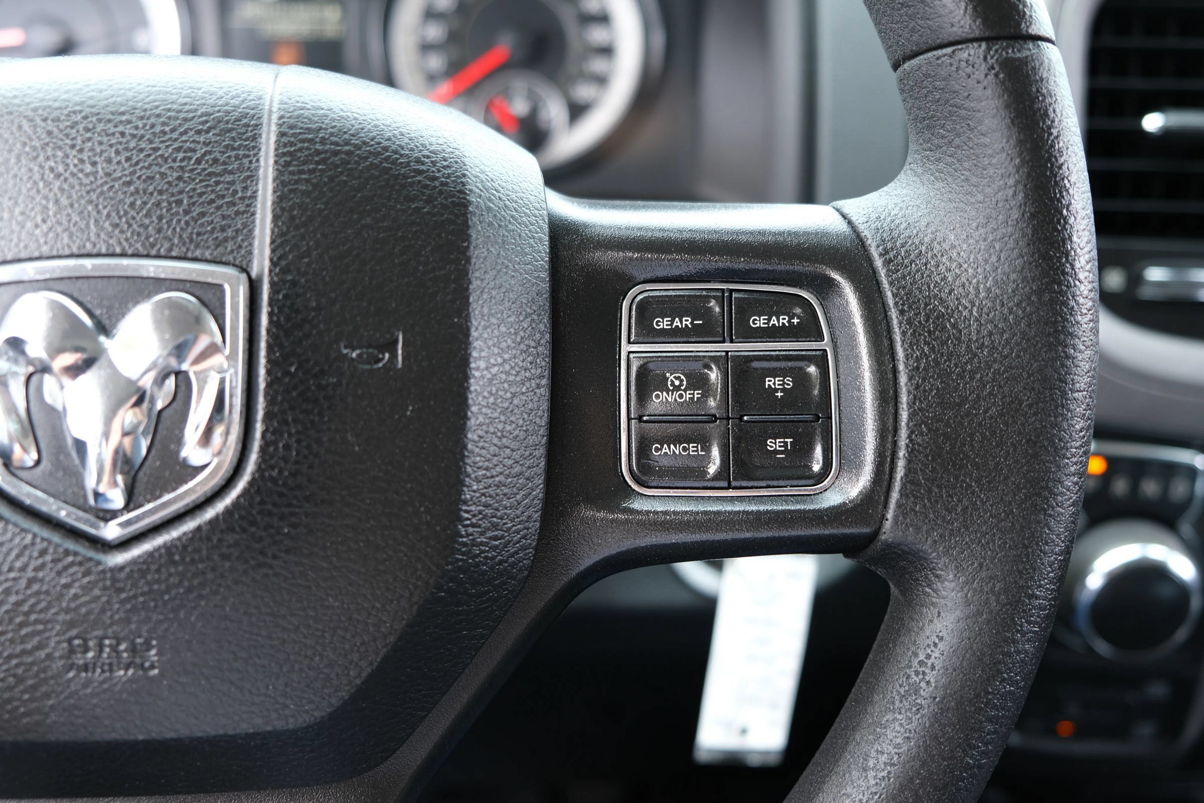 Used 2017 RAM 1500 Express AWD/4WD image 24