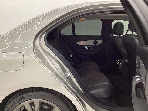 Used 2019 Mercedes-Benz C 300 Sedan image 21