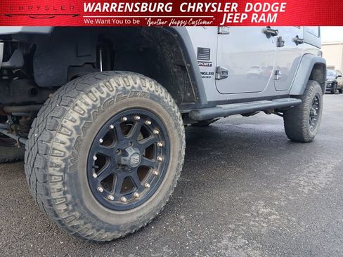 Used 2015 Jeep Wrangler Unlimited Sport w/ Quick Order Package 24S AWD/4WD image 29