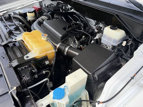 Used 2018 Nissan NV 3500 S RWD image 29