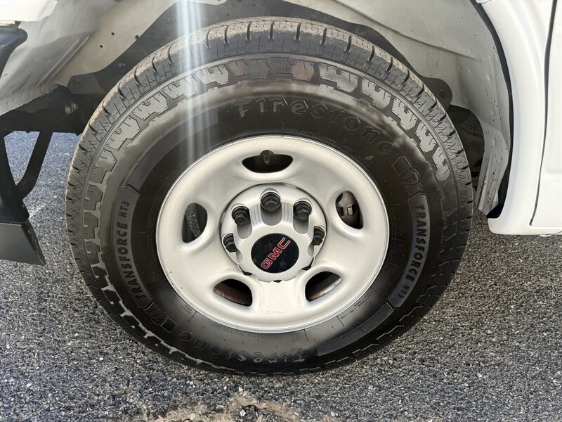 Used 2023 GMC Savana 2500 w/ Driver Convenience Package RWD image 28