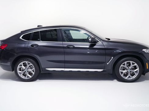 Used 2025 BMW X4 xDrive30i AWD/4WD image 3
