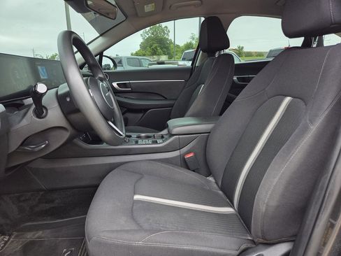 Certified 2025 Hyundai Sonata SE FWD image 14