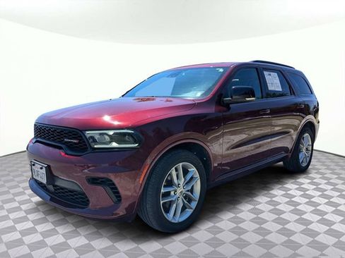 Used 2024 Dodge Durango GT RWD image 7