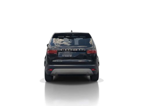Certified 2025 Land Rover Discovery S AWD/4WD image 7