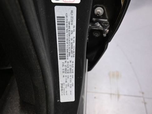 Used 2019 RAM 1500 Big Horn AWD/4WD image 19