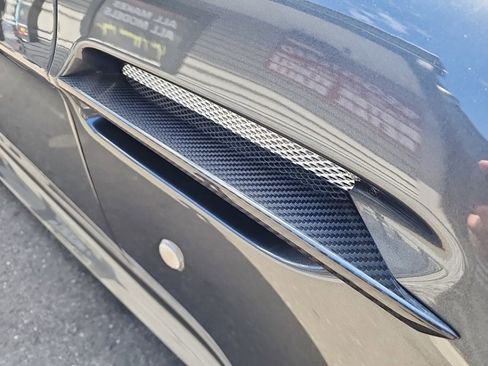 Used 2012 Aston Martin V8 Vantage S RWD image 19
