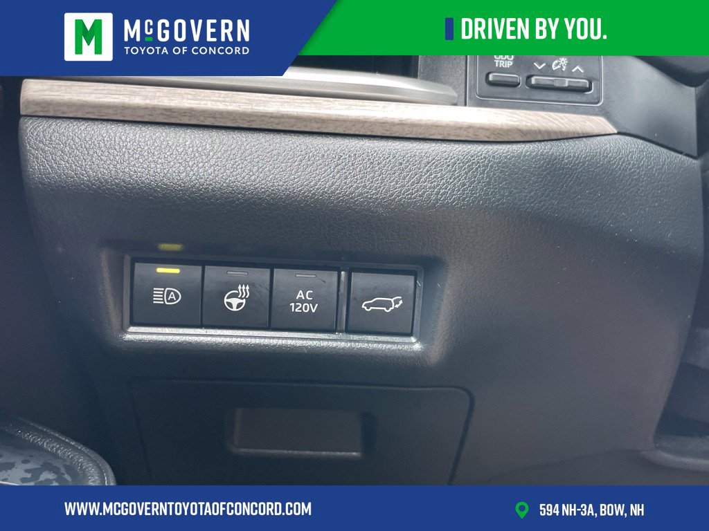 Used 2024 Toyota Grand Highlander AWD Hybrid image 30