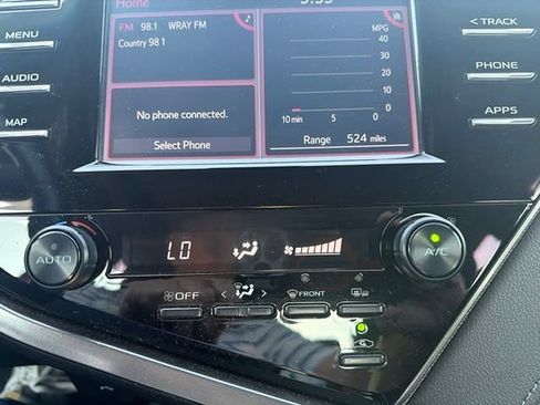 Used 2019 Toyota Camry SE w/ Convenience Package FWD image 17
