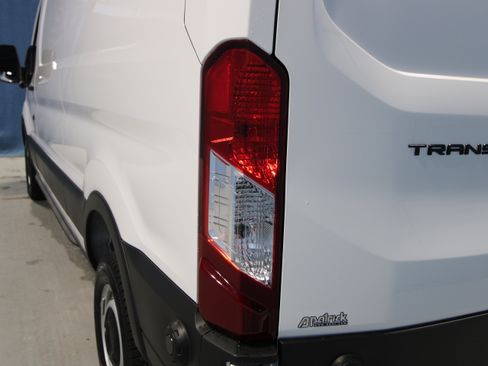 New 2026 Ford Transit 250 Low Roof RWD image 27