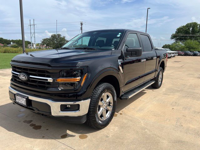 Used 2025 Ford F150 XLT w/ Equipment Group 301A Standard AWD/4WD image 4