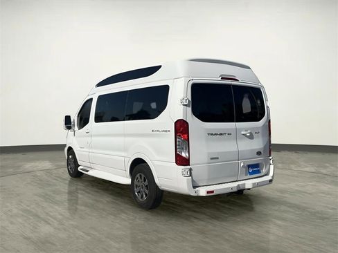 Certified 2017 Ford Transit 150 XLT image 2